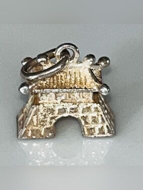 Sterling Silver Chinese Pagoda Charm Pendant